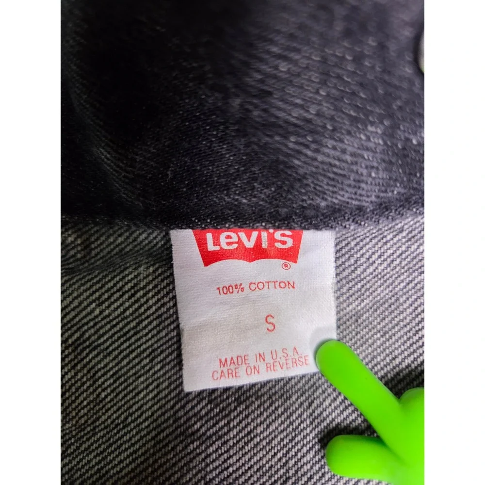 Vintage Levi's Denim Trucker Jacket Mens Small Black Acid Wash Made in USA - Picture 4 of 9